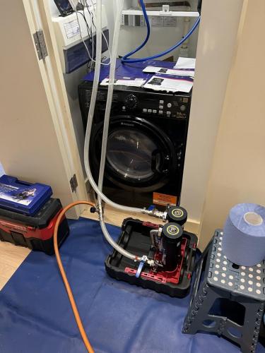 MagnaCleanse HIU heating system flushing